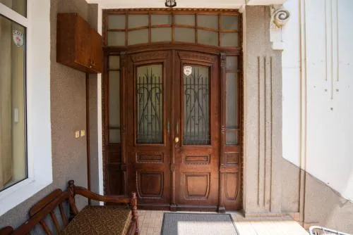 Къща за гости "Art Studios Elsor"