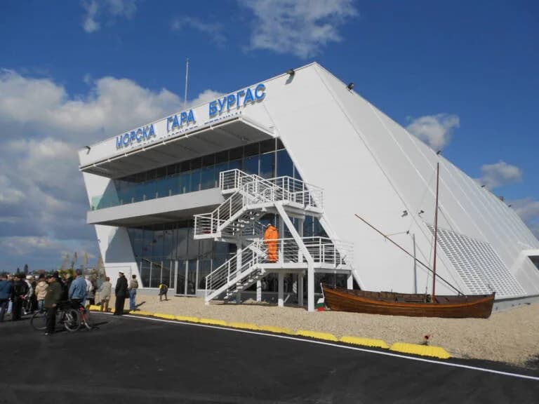 Морска гара Бургас