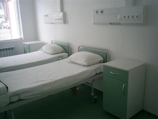 Oddział Chorób Zakaźnych - Szpital Uniwersytecki Burgas (2/2)