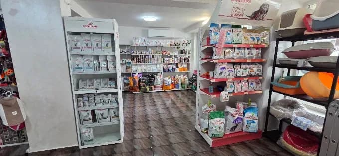 Farmacie Veterinară și Magazin Zoologic "Ambaovet" (2/3)