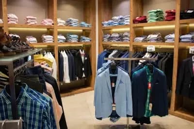 „TEODOR Grand Plaza“ Бургас магазин за мъжка мода