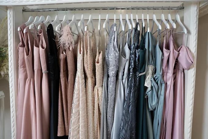 Negozio di abiti da sposa e da damigella "IMAGO The Label" (3/3)
