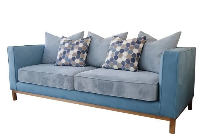 Mobilier sur mesure „KA-mebel“ (2/2)
