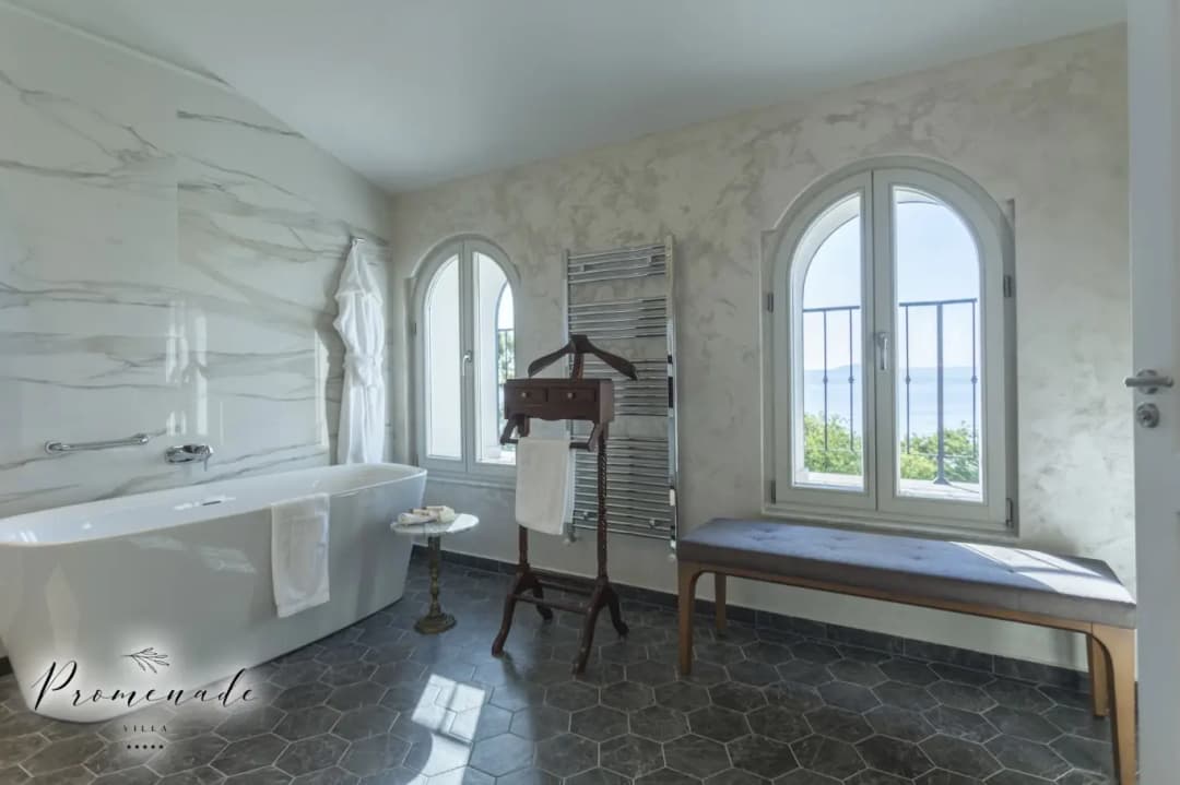 Boutique Villa "Promenade" (4/4)