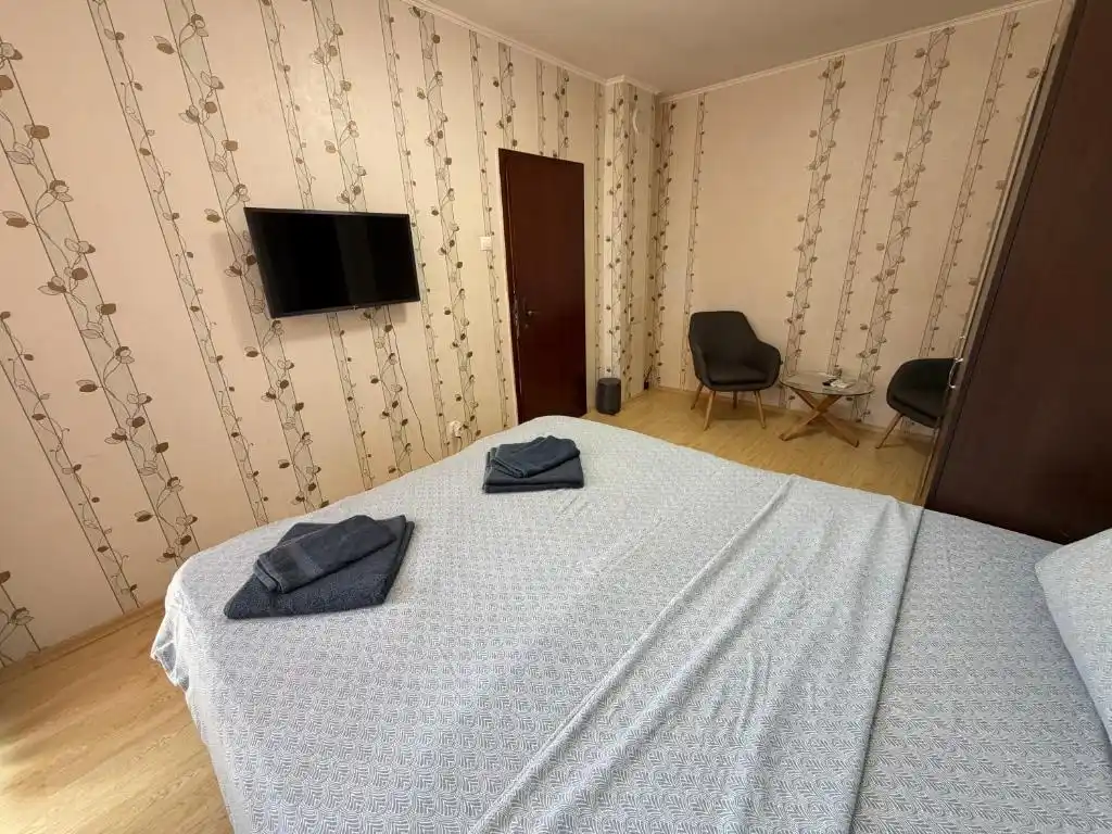 Gästehaus "Izgrev" (2/2)