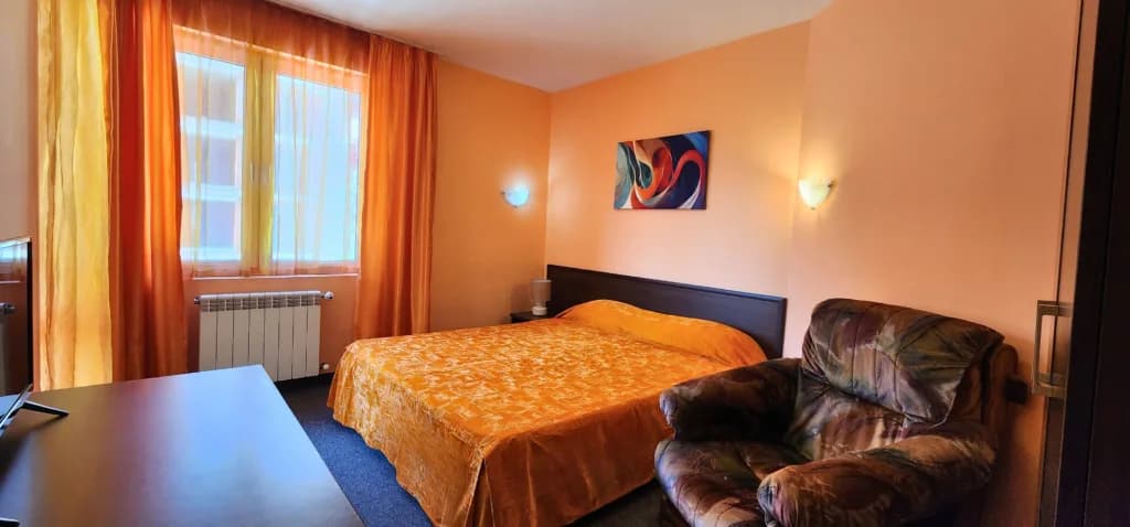Hotel "Bizhu" (2/3)