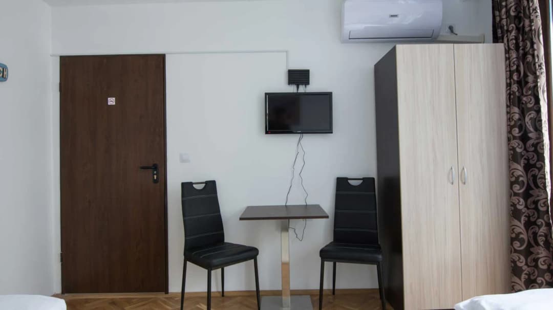 Hostel "The Old Captain" (3/3)