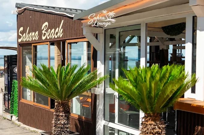 Beach Bar "Sahra Lounge" (3/4)