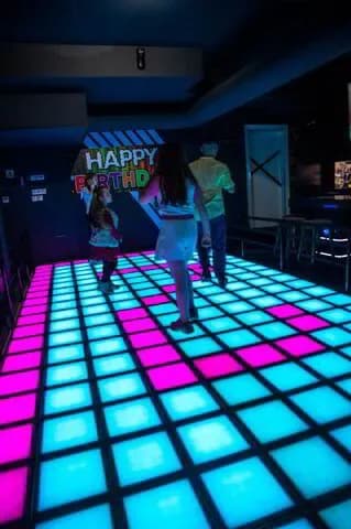 Mega Games Club (2/3)