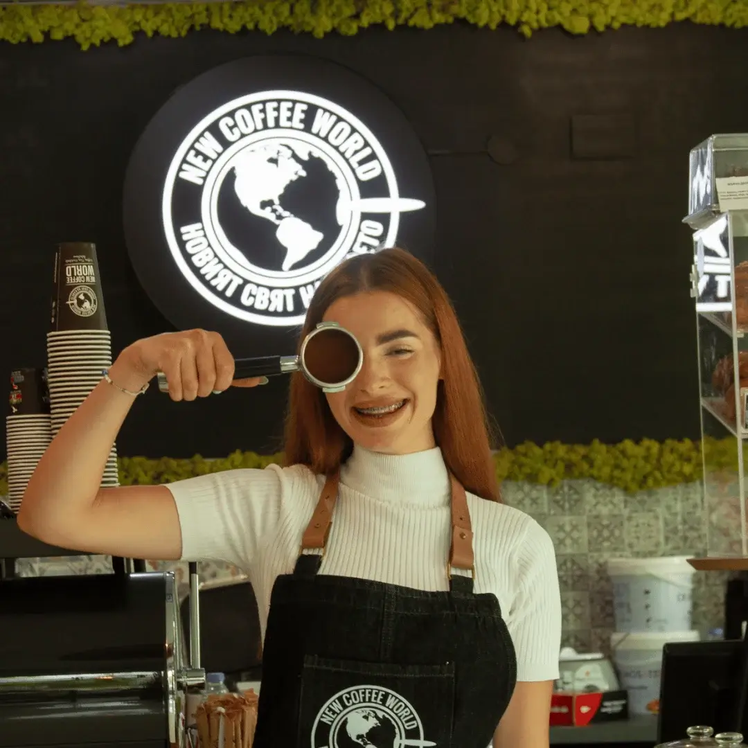 Kawiarnia "New Coffee World" w dzielnicy Bracia Miladinovi (2/3)