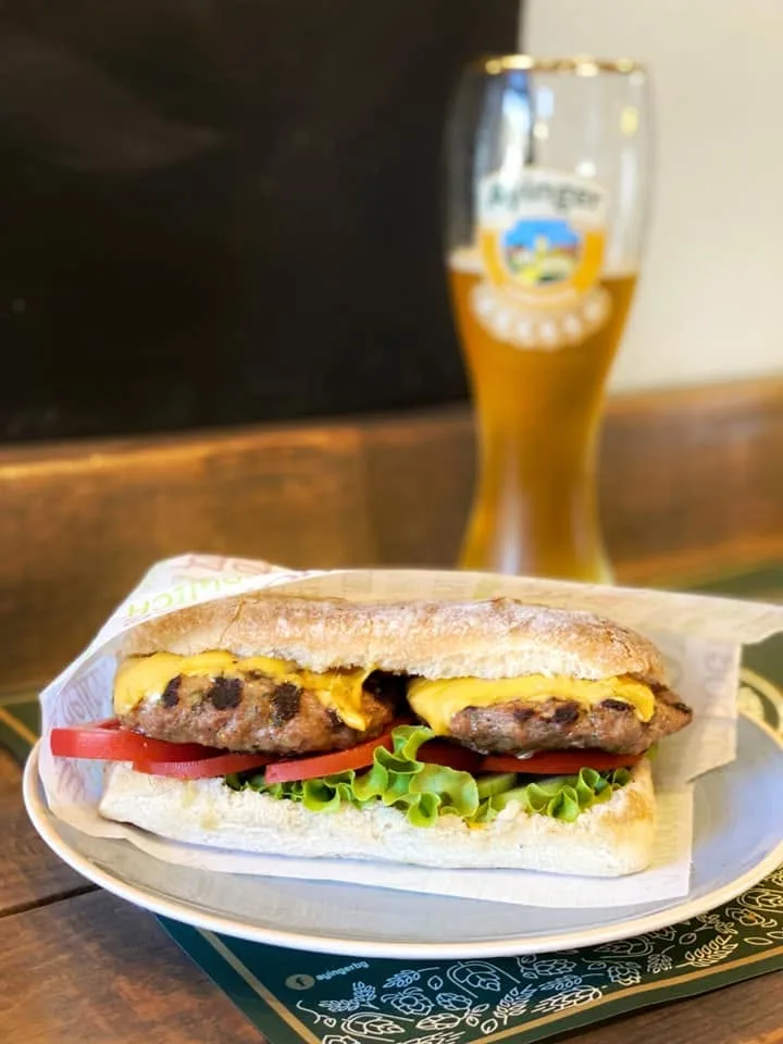 Craft Beer & Fast Food "Buddy" (2/4)