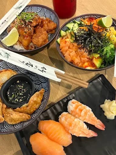Sushi Bar "PONZU" (2/3)