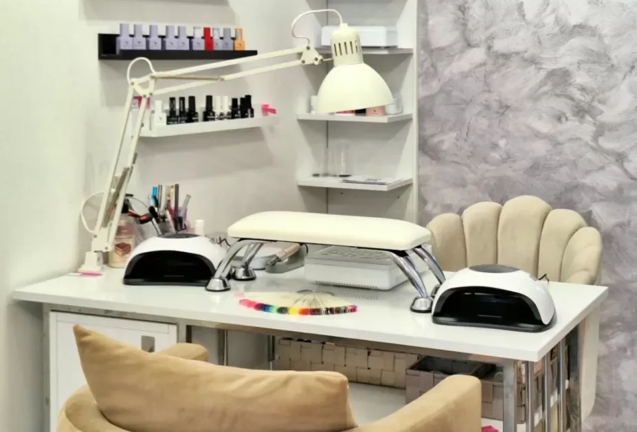 Beauty Studio "B & G" (2/2)