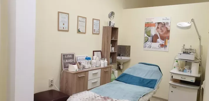 Studio di Bellezza "Il Tuo Posto" (2/3)