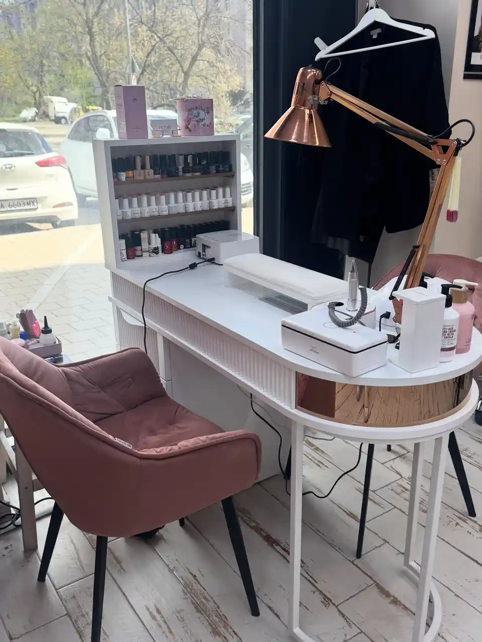 Salón de Belleza "Rosé" (2/3)